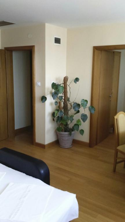 Motel Kneginja Čačak Oda fotoğraf
