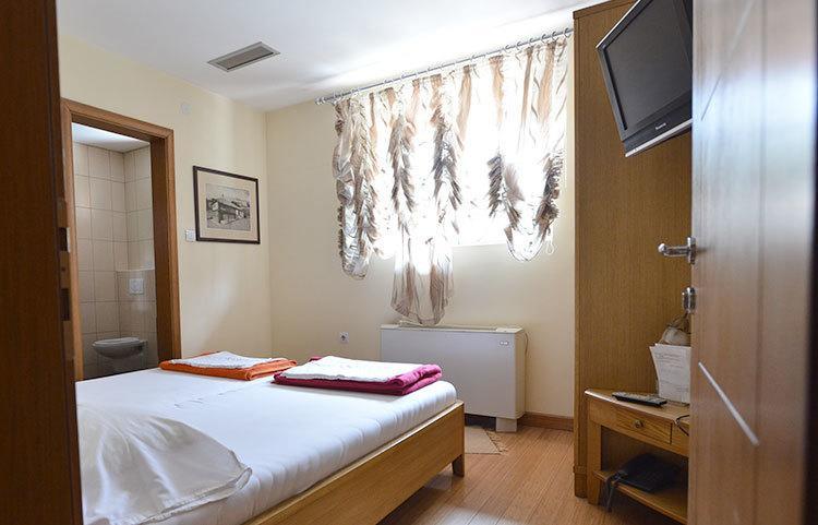 Motel Kneginja Čačak Oda fotoğraf