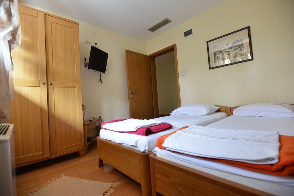 Motel Kneginja Čačak Oda fotoğraf